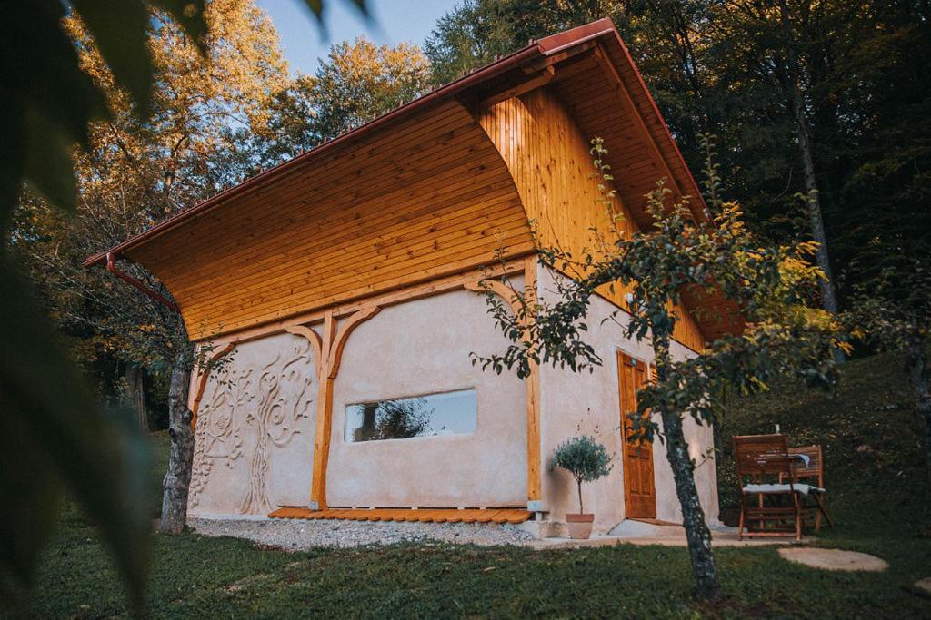 Апартаменти Sleeping With Bees - Tourist Farm Muha Гросуплє Екстер'єр фото